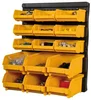 Černá nástěnná organizační stěna s 15 plastovými boxy