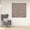 Dřevěná orientální mandala na panelu