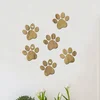 Dřevěná samolepka psí tlapky Zlatá dubová
