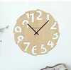 Dřevěné nástěnné hodiny HALF s polovičním designem