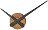 Dubové minimalistické nástěnné hodiny KUBRi 0011