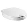 Mírně zvýšené WC sedátko Wenko Secura 43,5 × 37 cm se snadným zavíráním pro seniory