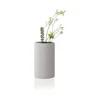 Světle šedá váza Blomus Bouquet 20 cm