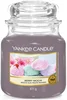 Yankee Candle Classic Berry Mochi – Ovocná vonná svíčka ve skle