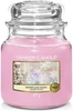 Yankee Candle Snowflake Kisses – Střední vonná svíčka ve skle 411 g