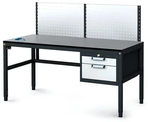 Antistatický dílenský stůl s perfopanelem a zásuvkami 1600x800 mm