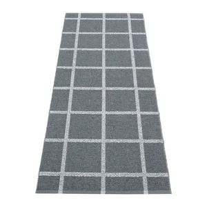 Antracitový vnitřní a venkovní koberec Ada 70x225 cm
