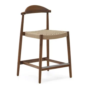 Barová židle Nina, dřevěná, hnědá – Kave Home