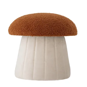 Bertili červený puf od Bloomingville MINI