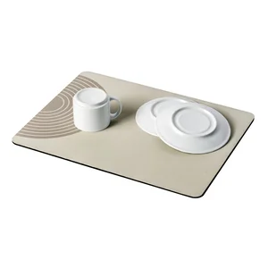 Béžová odkapávací podložka na nádobí 40x30 cm