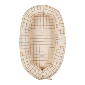 Béžové dětské hnízdečko Camel Check od Malomi Kids