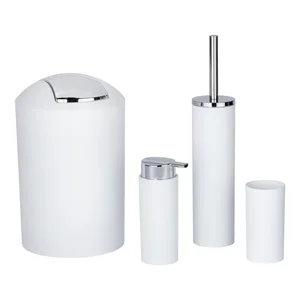 Bílá plastová koupelnová sada Calvo Wenko