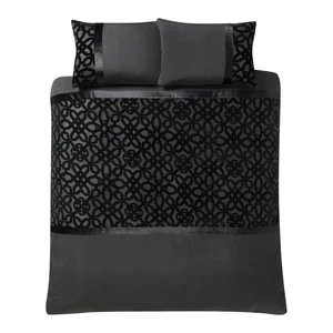 Černé sametové povlečení 230×220 cm Lattice Cut – Catherine Lansfield