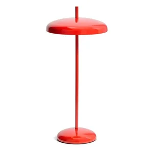 Červená LED stmívatelná stolní lampa Porte – Kave Home