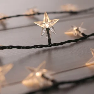 DecoKing Star: tmavě zelený LED světelný řetěz, 100 světýlek, 12,5 m