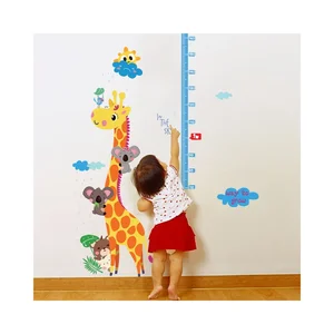 Dětská dekorativní samolepka 60x120 cm Giraffe & Koalas