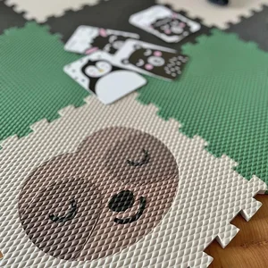 Dětská podlaha Minideckfloor s duhou a lenochodem, 9 dílů