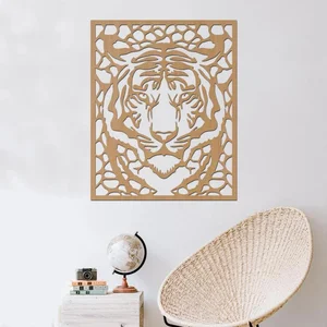 Dřevěná dekorace Tiger na zeď 30x37 cm – česká výroba, varianta buk