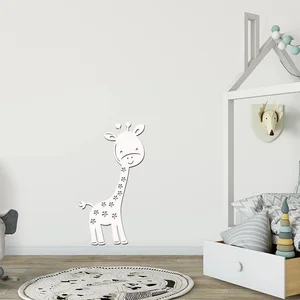 Dřevěná dekorace Žirafa na zeď