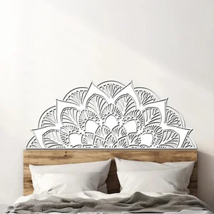 Dřevěná Mandala Potěšení nad Postel 90x36cm