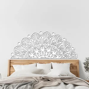 Dřevěná mandala ŽIVOST 90x38 cm bílá