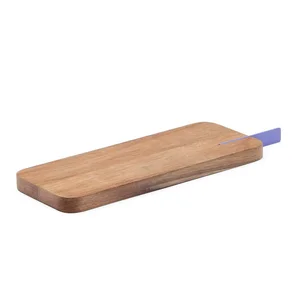 Dřevěné servírovací prkénko Zairin 35 × 12 cm – Kave Home