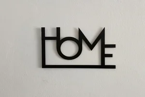 Dřevěný obraz na zeď Home 30x16 cm Černá