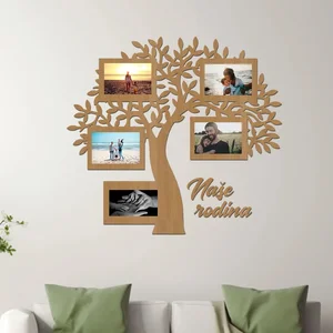 Dřevěný strom rodiny na zeď