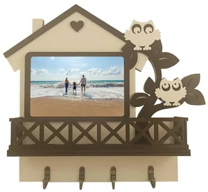 Elegantní věšák na klíče s rámečkem na foto