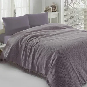 Fialový bavlněný přehoz na dvoulůžko 220×240 cm Pique