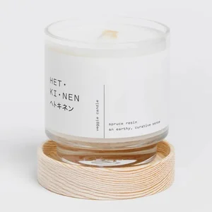 Finská přírodní vonná svíčka Veggie s praskajícím dřevěným knotem