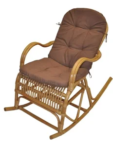 Houpací křeslo Klasik – přírodní ratan, medová barva