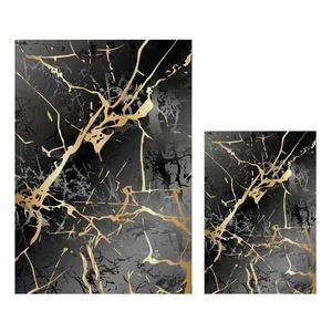 Koupelnové předložky Cracks, sada 2 ks, černo-zlaté – Mila Home (60×100 cm a 40×60 cm)