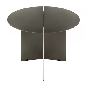 Kovový odkládací stolek Oru 50 cm Blomus