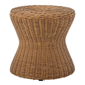 Kulatý stolek z umělého ratanu Roccas (Ø53 cm) – Bloomingville