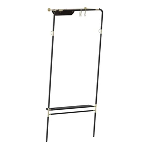 Lean On Me – černá kovová předsíňová sestava od UMAGE