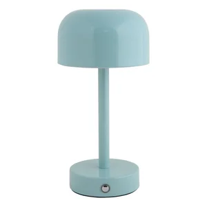 LED stolní lampa James od Leitmotiv