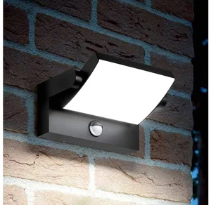 LED venkovní nástěnné svítidlo Swipe 21W černé