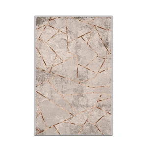 Luxusní syntetický koberec 180×280 cm béžovo-zlatý s protiskluzovou spodní stranou
