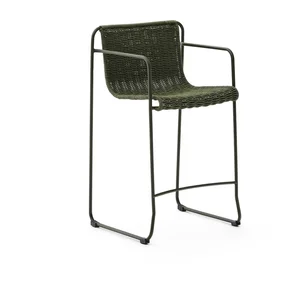 Maurina – zelená kovová zahradní barová židle od Kave Home