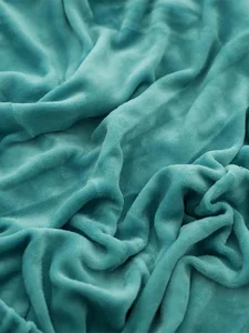 Mikroplyšové prostěradlo 220x200 cm tyrkysové