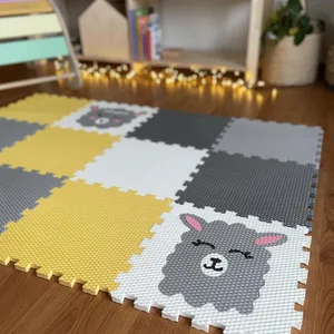 Minideckfloor Podlaha 12 dílů s motivy beránka a lamy