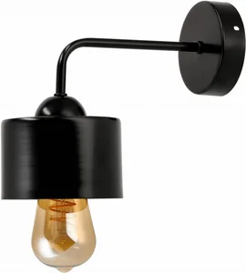 Nástěnná lampa Berge s černým stínidlem E27