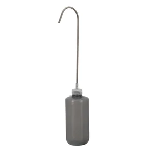 Plastová konvička na zalévání 500 ml