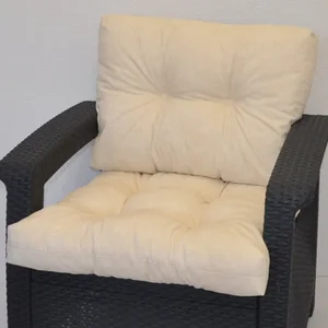 Polstr na křeslo z umělého ratanu světle béžový melír