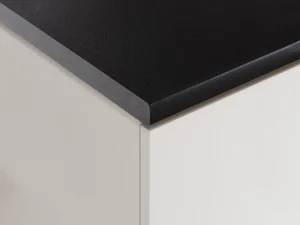 Pracovní deska Sopečná černá 38 mm – na míru