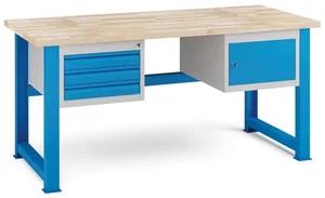 Pracovní stůl s úložnými prostory a pevnou konstrukcí