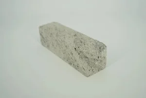Přírodní čisticí kostka na gril 15x4x4 cm