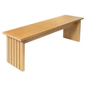 Přírodní lavice Stripe od Woodman