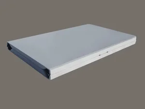 Rozkládací plastový stůl 180cm